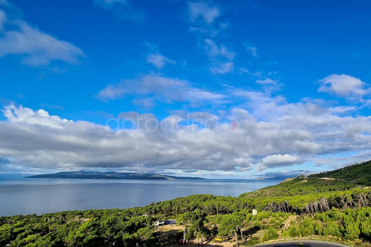 Exclusive Penthouse Big Blue With Private Jacuzzi Apartment Makarska Exterior photo
