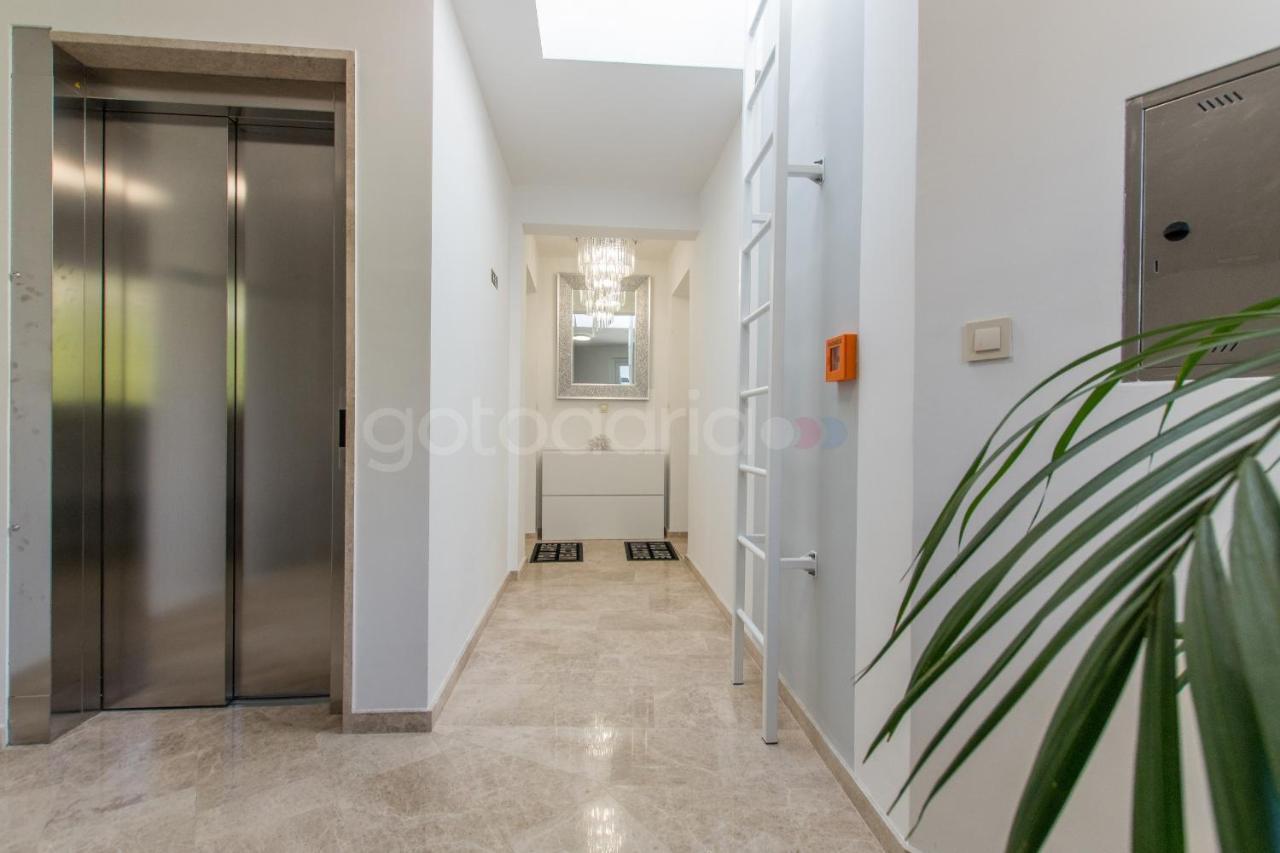Exclusive Penthouse Big Blue With Private Jacuzzi Apartment Makarska Exterior photo