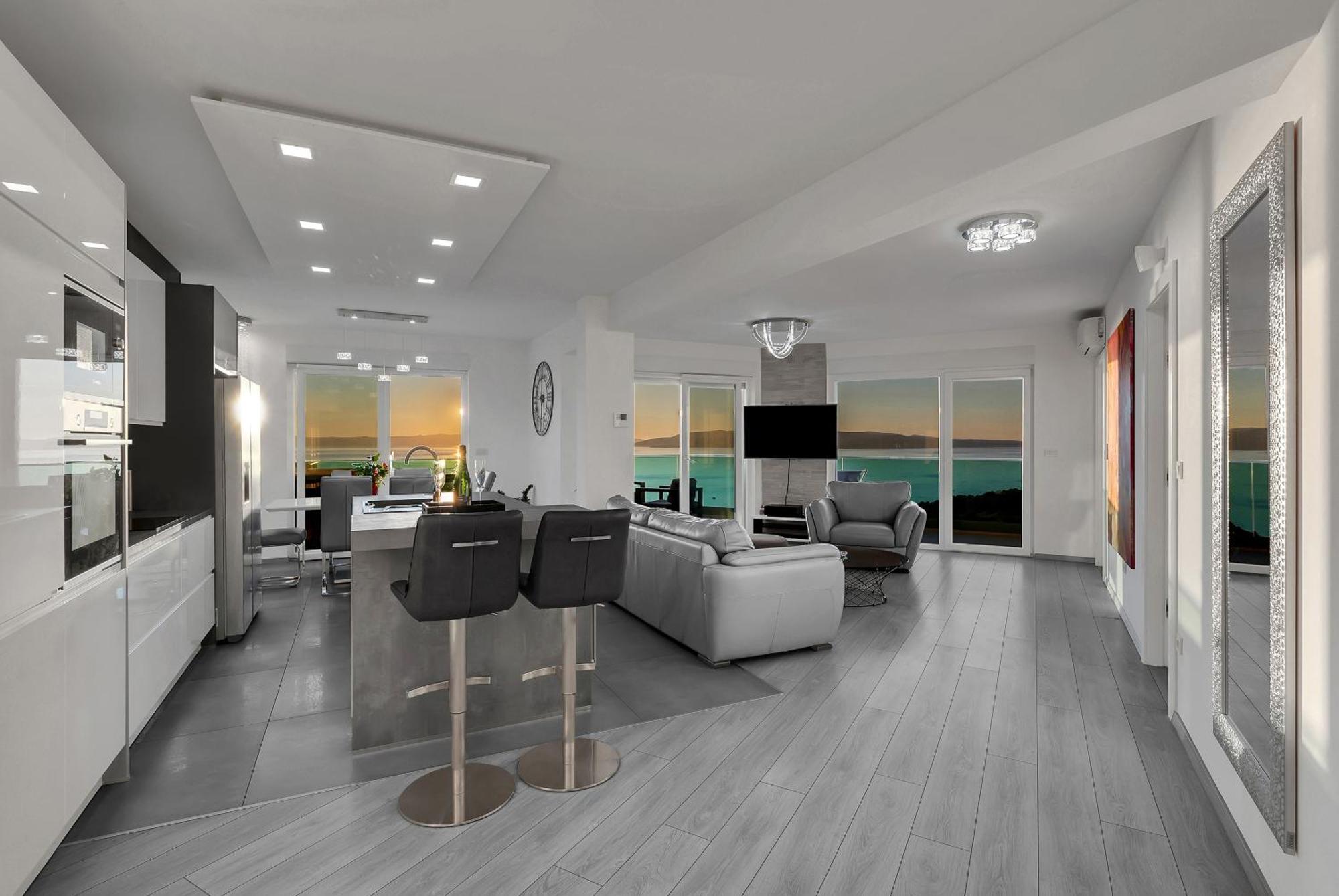 Exclusive Penthouse Big Blue With Private Jacuzzi Apartment Makarska Exterior photo