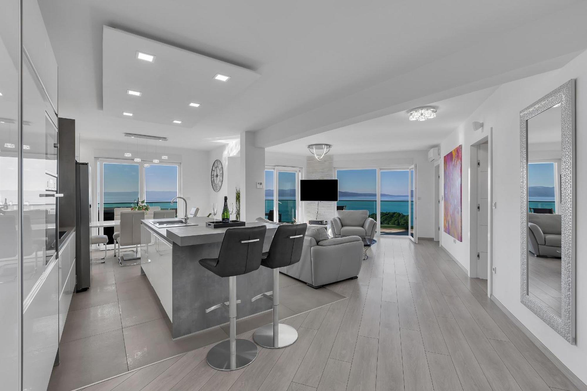 Exclusive Penthouse Big Blue With Private Jacuzzi Apartment Makarska Exterior photo