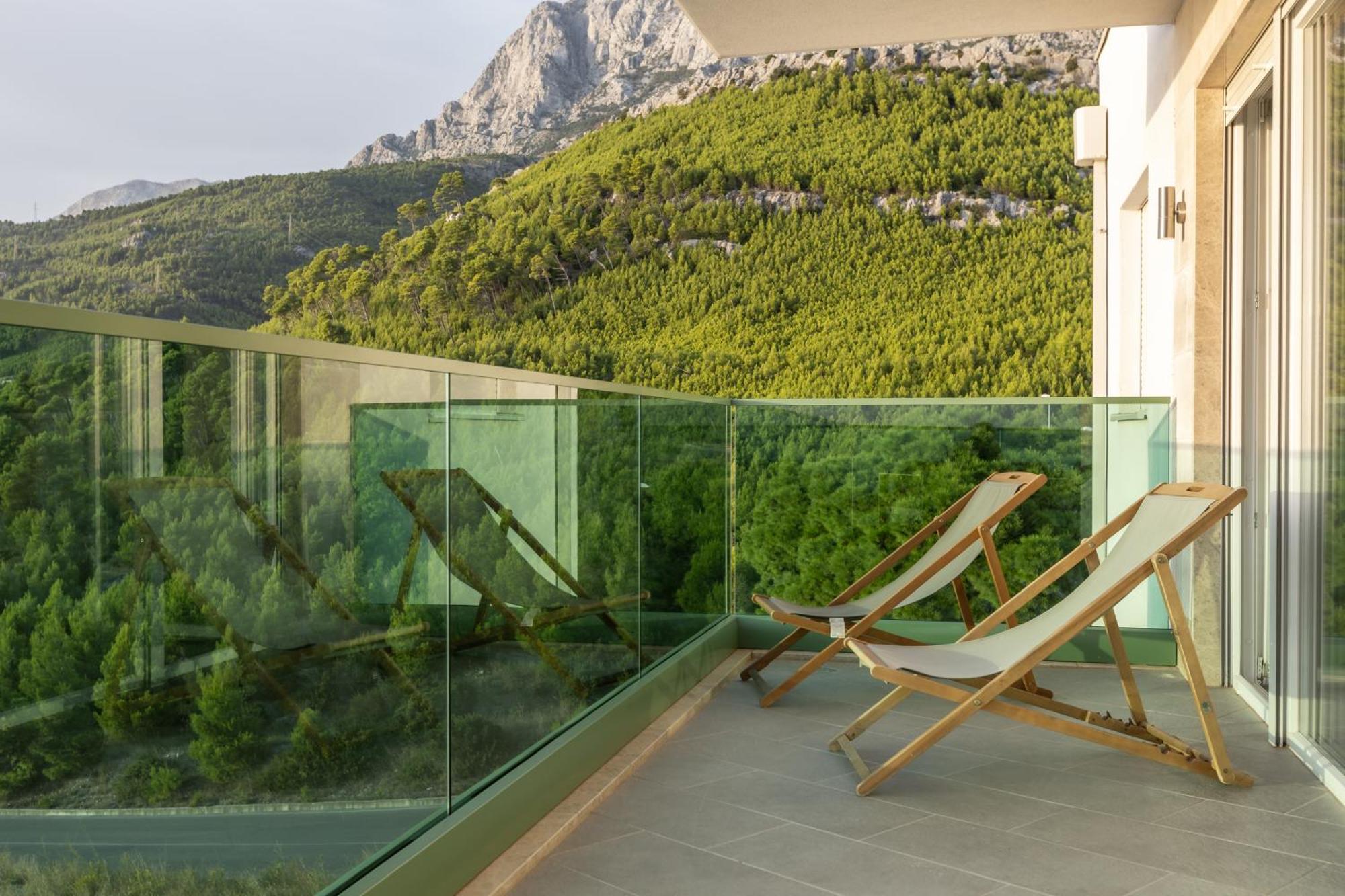 Exclusive Penthouse Big Blue With Private Jacuzzi Apartment Makarska Exterior photo